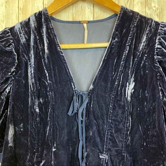 Free People Adelle Indigo Lost Velvet Tunic Top Small Women - Picture 8 of 10